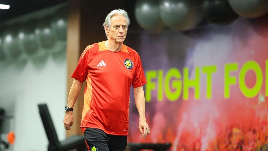 勝出局主帥：菲利克斯與C羅組成強大搭檔，葡教練太愛抱怨裁判員