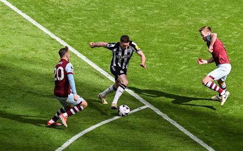 紐卡斯爾聯隊 vs 西漢姆聯隊