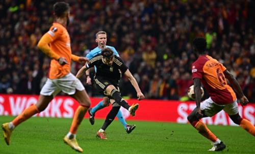 加拉塔薩雷 vs 布拉格斯巴達