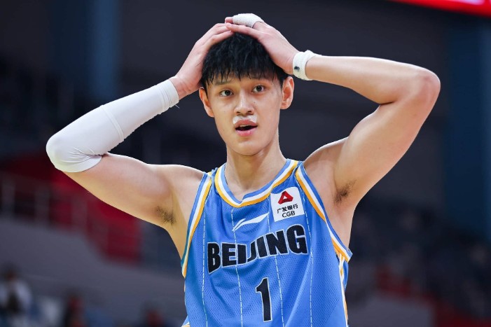 媒體人：曾凡博截止目前有5支NBL球隊接觸並提供報價